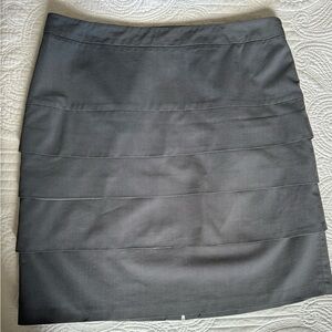 Larry Levine. The layered stretch skirt. Size 14.